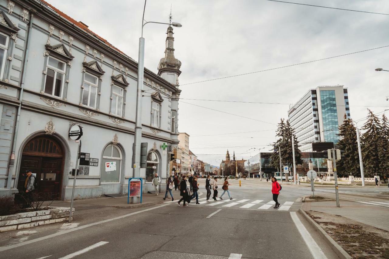 Center City Charming Loft Apartment Kosice Ngoại thất bức ảnh