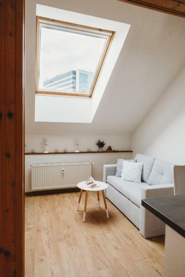 Center City Charming Loft Apartment Kosice Ngoại thất bức ảnh